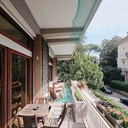 New 3bdr Lab4house A Borghese Parioli Lägenhet